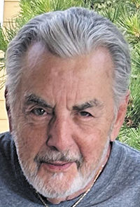 ⭐⭐⭐⭐⭐Review of Outskirts Press by Thomas Stacey, author of “The Horrorscope Manuscript”